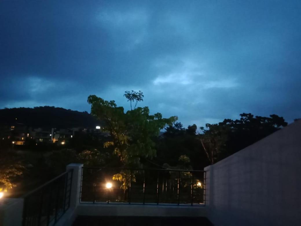 Villa Casa Mount View Lonavala Exterior foto